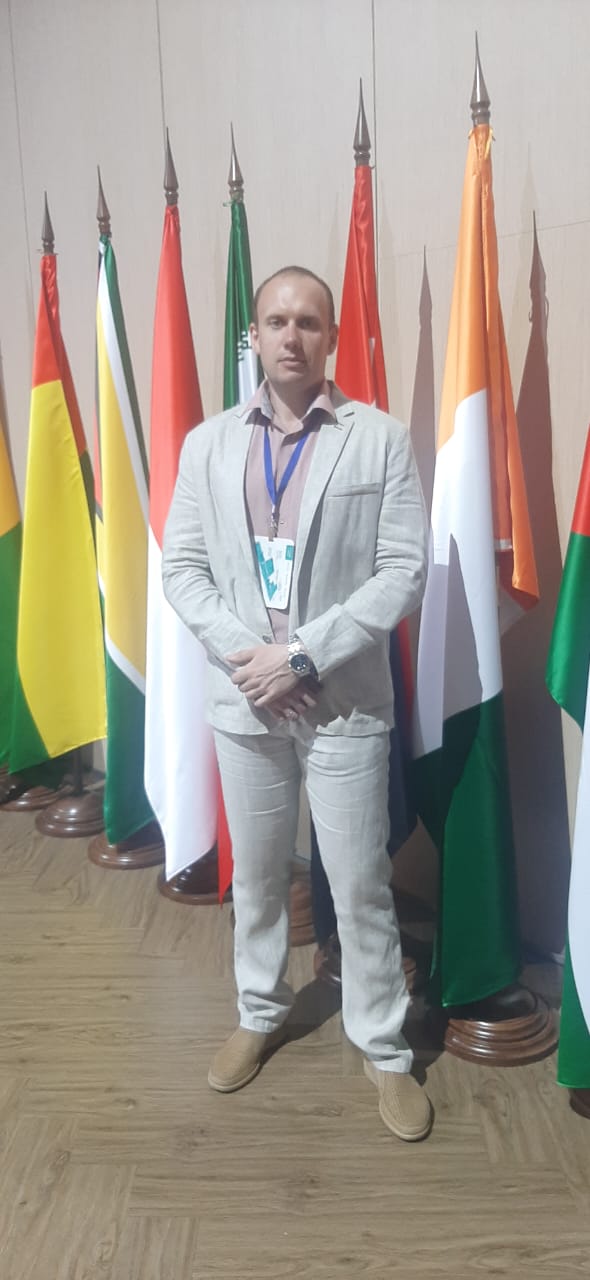 Станислав Кобзарёв