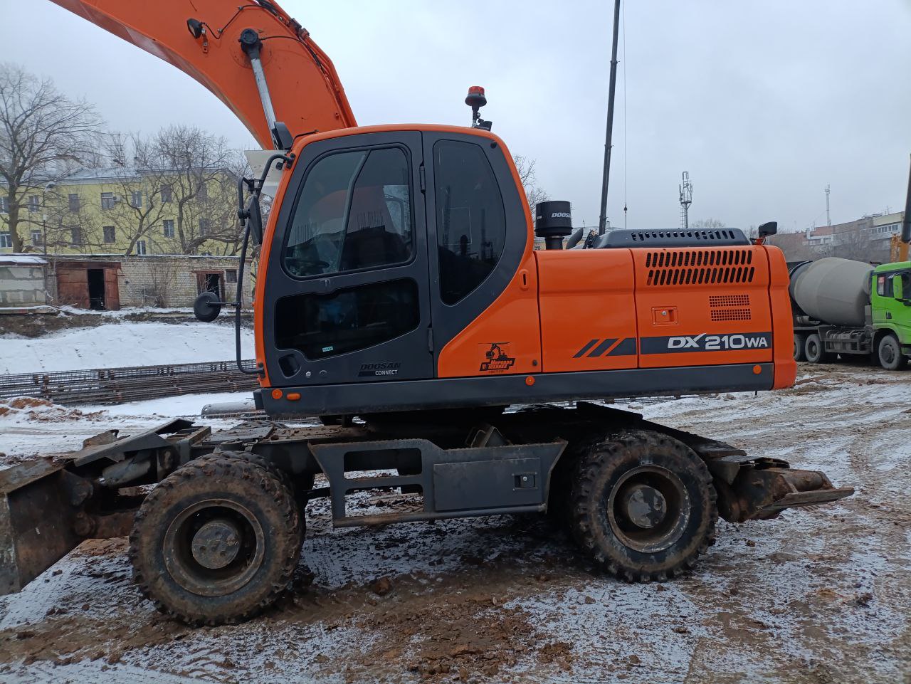 Doosan DX210WA