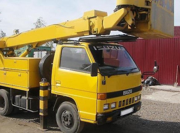 Isuzu Elf 22м