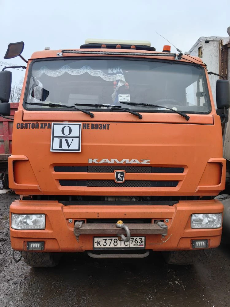 Самосвал КамАЗ 5511, спереди