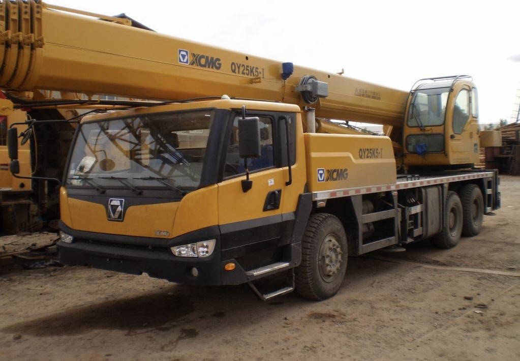 Автокран XCMG 25K5-1