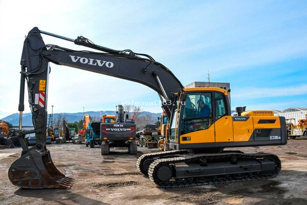 Аренда гусеничного экскаватора Volvo — ВолгаВатт, Самара