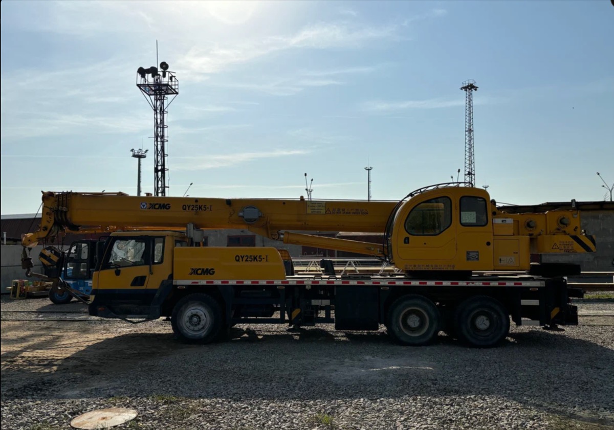Автокран XCMG QY25K5