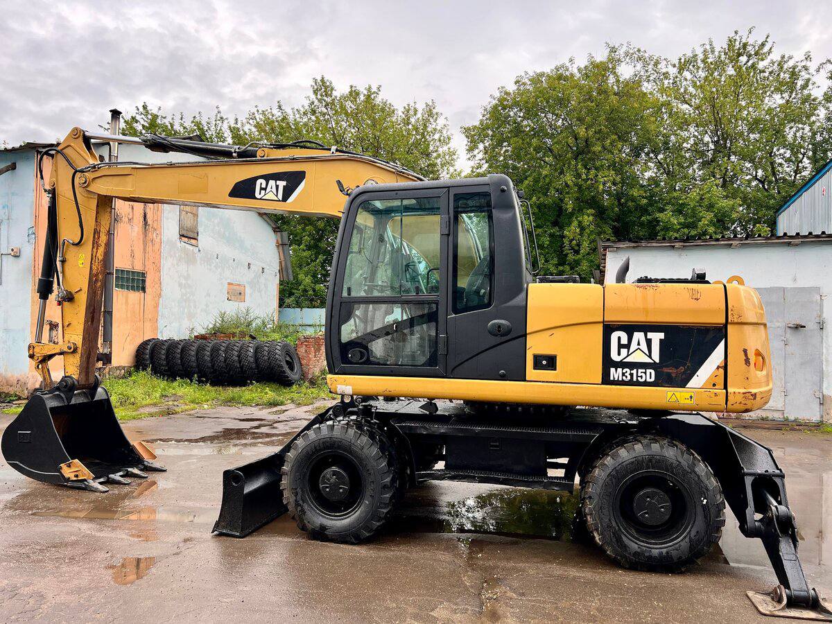 CAT 320