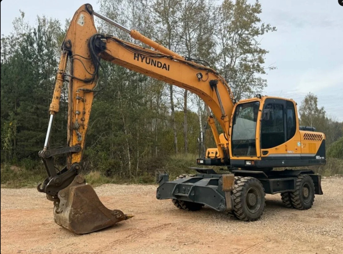 Экскаватор Hyundai