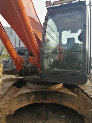 HITACHI ZX330 Экскаватор