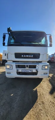 КамАЗ 65806 6x4 Седельный тягач с КМУ