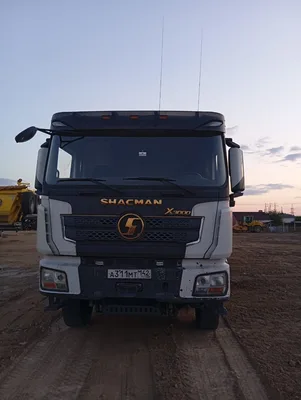 Shacman (Shaanxi) SX* 8x4 Самосвал