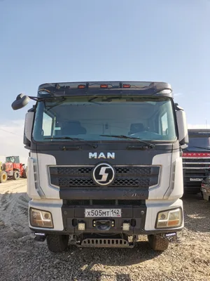 Shacman (Shaanxi) SX* 8x4 Самосвал