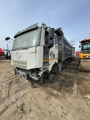 FAW J6 8x4 Самосвал