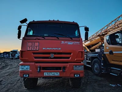 УралСпецТранс 5453* на шасси КамАЗ 43118 6x6 Автотопливозаправщик