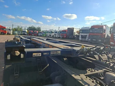 УралСпецТранс 9465* Полуприцеп контейнеровоз 4 оси