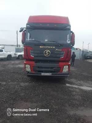 Shacman (Shaanxi) SX* 6x4 Седельный тягач