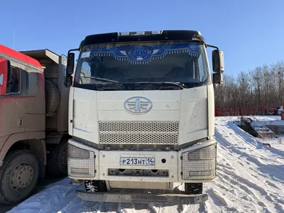 FAW J6 8x4 Самосвал